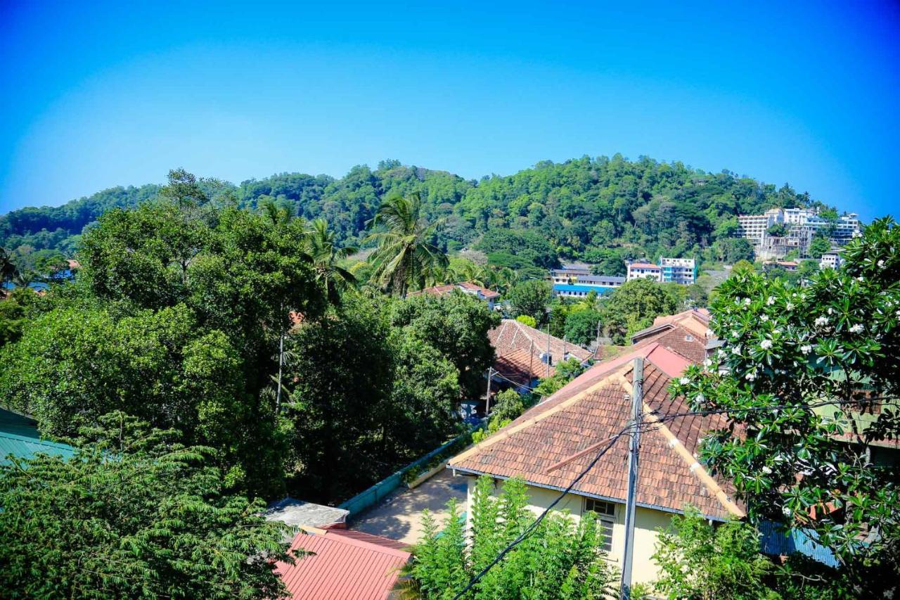 Freedom Lodge, Kandy Ngoại thất bức ảnh